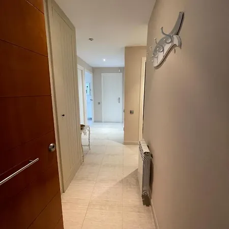 A 600 Metros De La Playa Con Piscina, Ideal Familias Appartamento