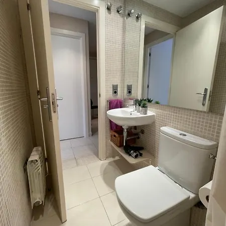 A 600 Metros De La Playa Con Piscina, Ideal Familias Appartamento